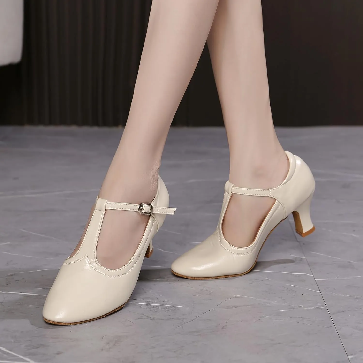 AOQUNFS Women Character Dance Shoes Ballroom Salsa Practice Performance Dancing Shoes,111