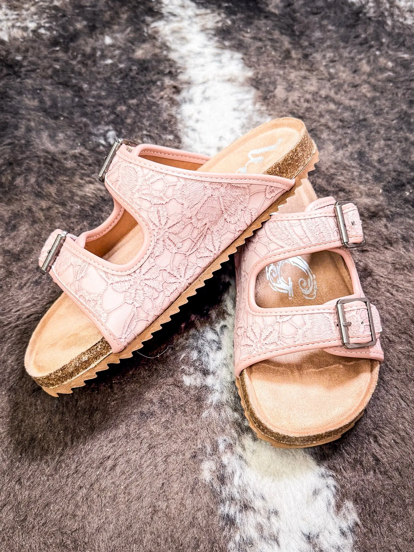 Berry Sandal in Blush by Very G