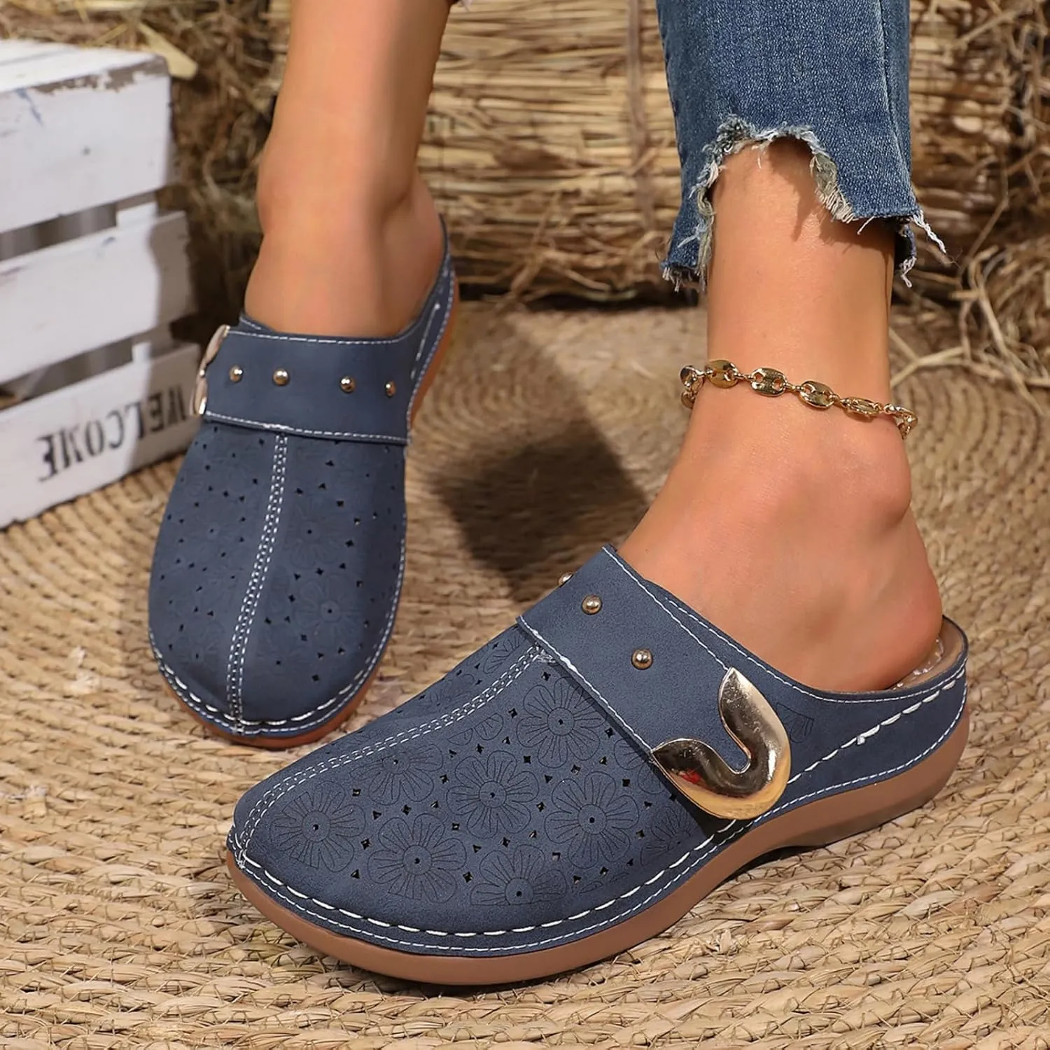Clogs for Women Mules Shoes Comfortable Arch Support Closed Toe Sandals Backless Low Wedges, Metal Buckle Slip on Sandals Hollow Out Breathable Platform Slippers