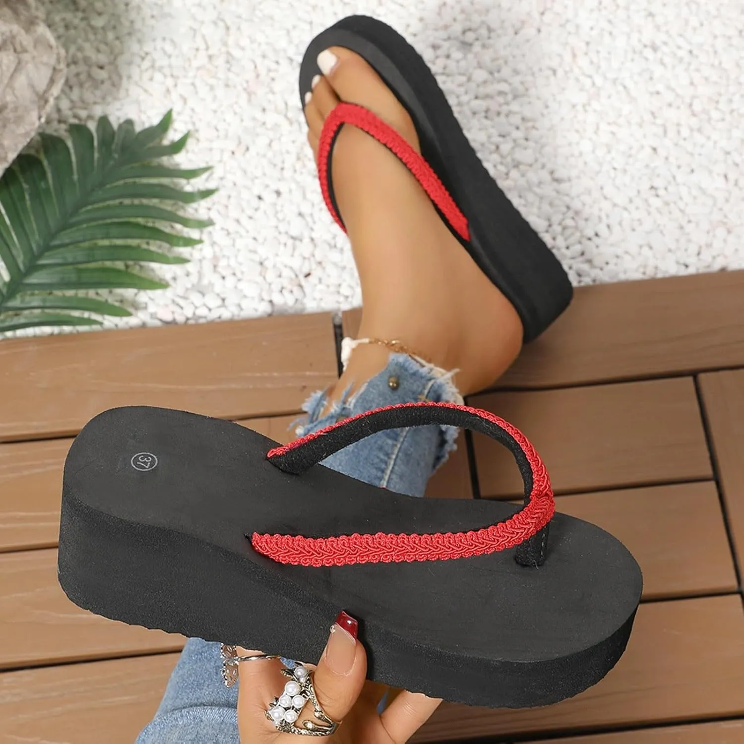 Comfortable Vacation Thong Sandals Women's Open Toe Fashion Flip Flops Fashion Outwear Slope Heel Beach Daily Vacation