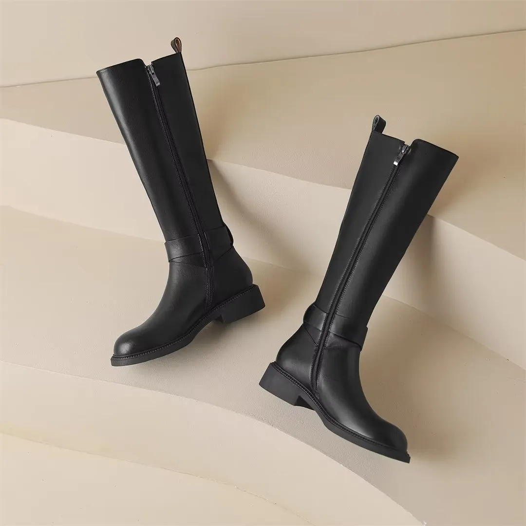 Elegant Long Zip-Up Leather Boots