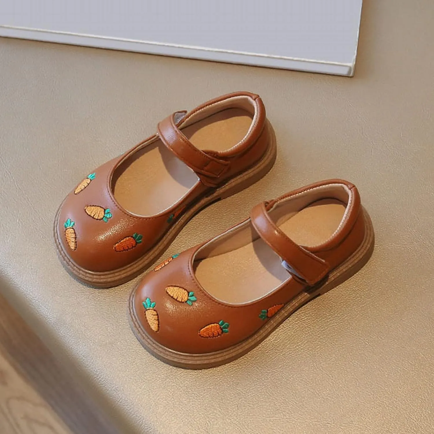 Girls Mary Jane Shoes Non Slip Wedding Party Dress Shoes Comfort Cute Carrot Pattern Low Heel Ballet Flats