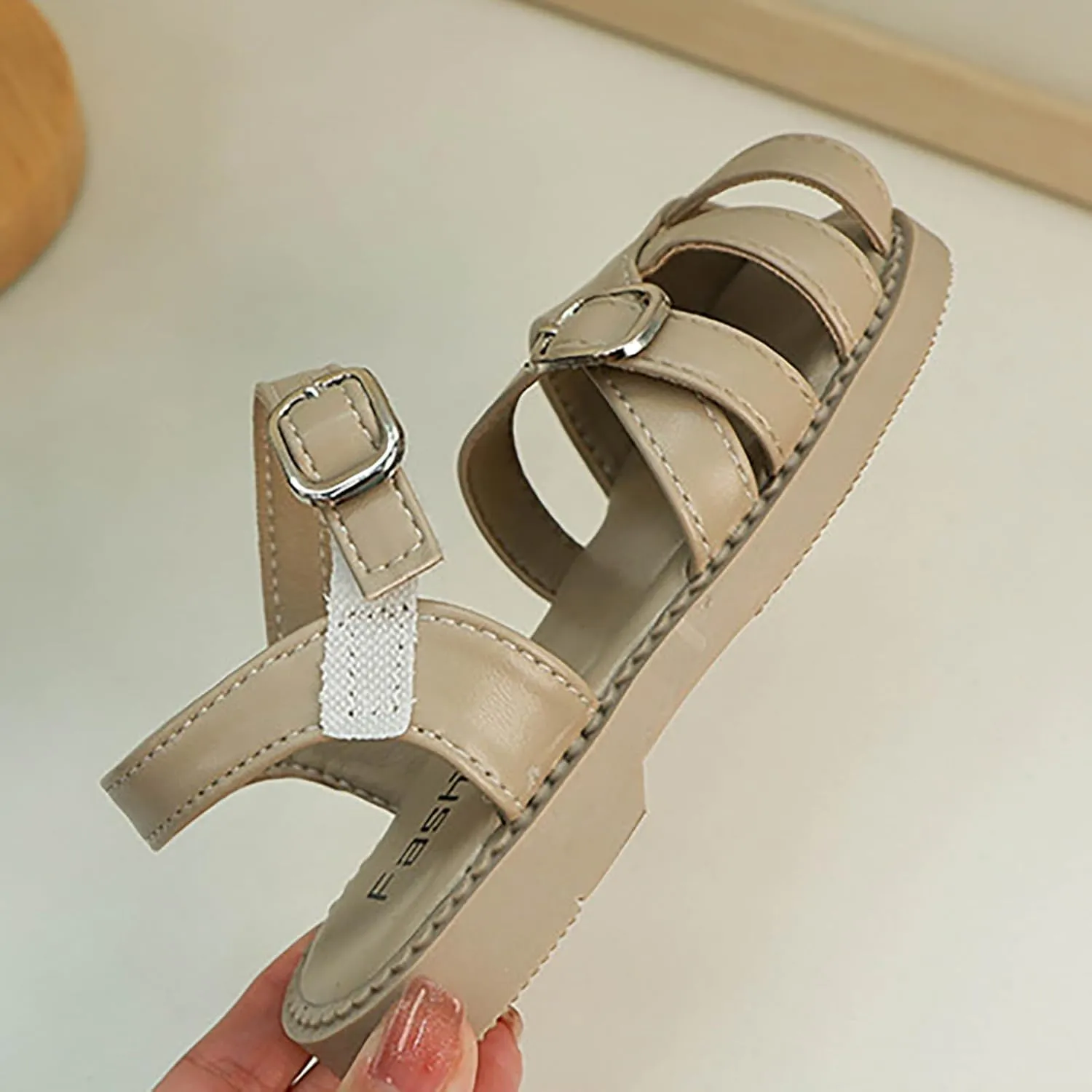 Girls Sandals Closed Toe Princess Flat Sandals Strappy Buckle Lightweight Comfort Summer Shoes for Kids Toddler