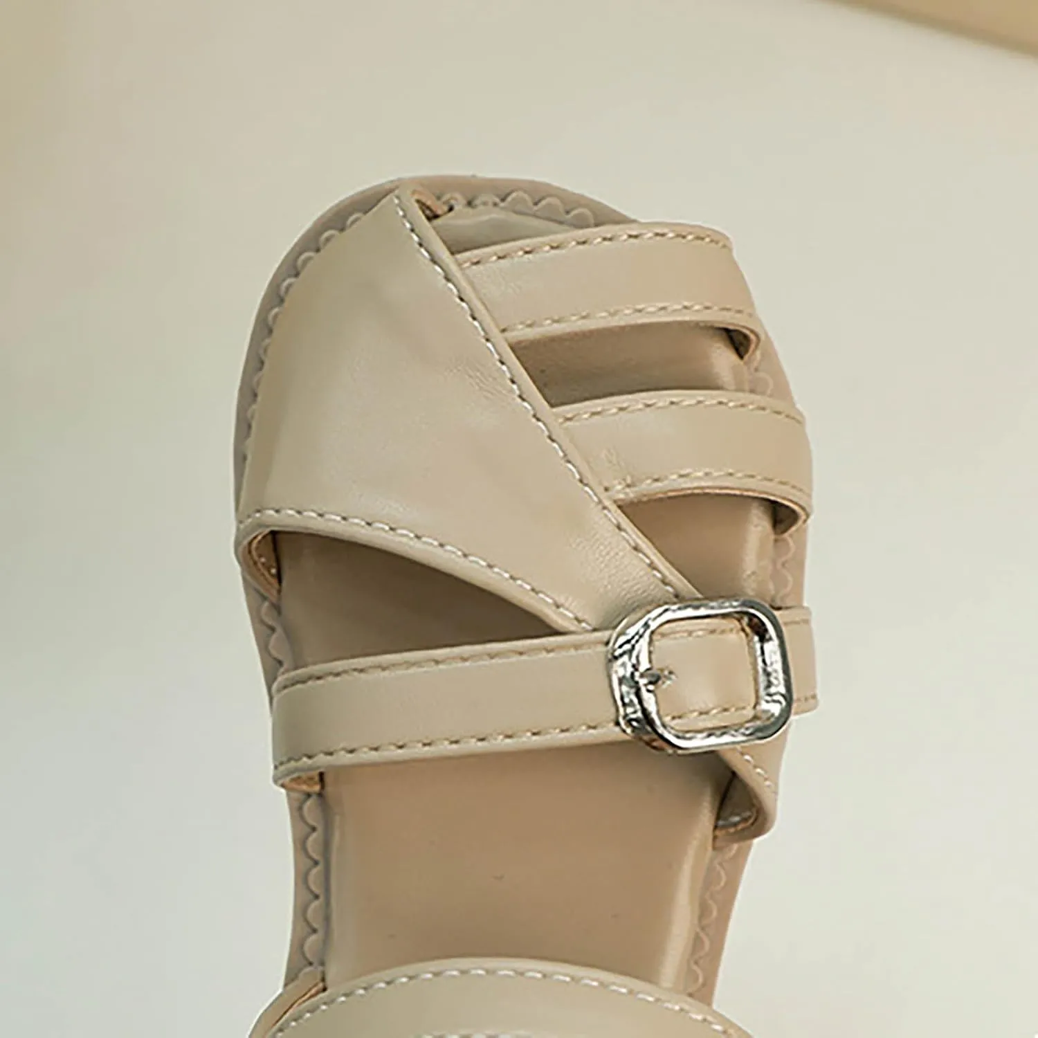 Girls Sandals Closed Toe Princess Flat Sandals Strappy Buckle Lightweight Comfort Summer Shoes for Kids Toddler