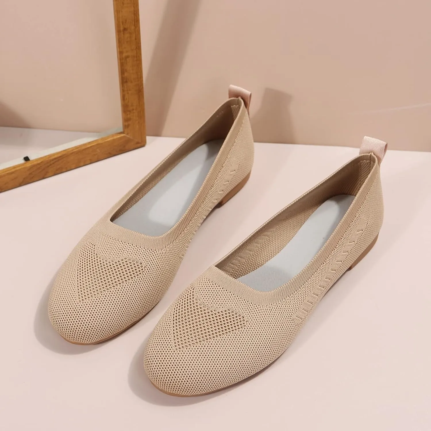 Sandals Women Summer Fashion Mesh Breathable Slip on Flat Sandals Solid Pointed Toe Closed Toe Shallow Mouth Shoes Lightweight Comfy Ladies Casual Shoes