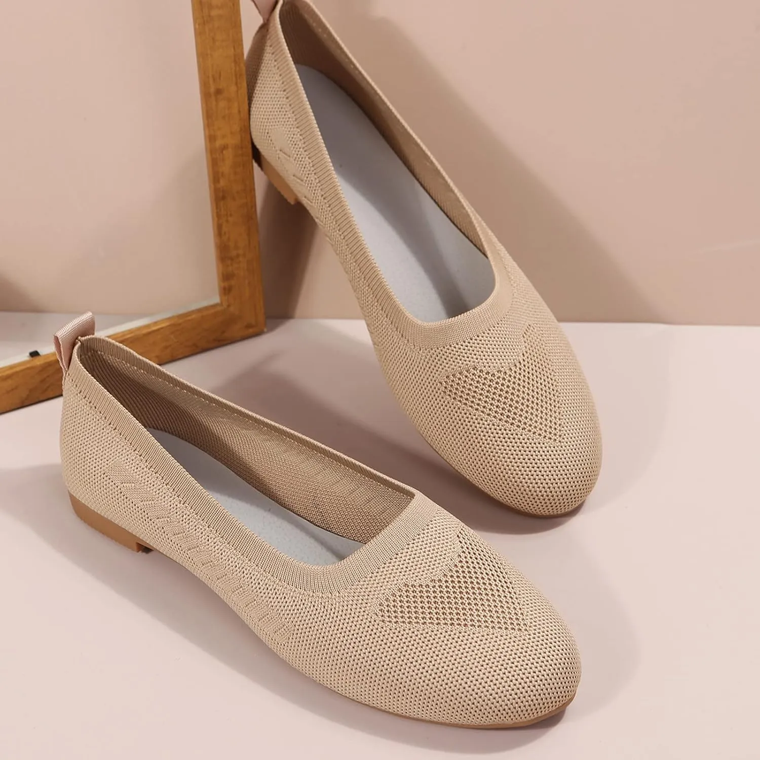 Sandals Women Summer Fashion Mesh Breathable Slip on Flat Sandals Solid Pointed Toe Closed Toe Shallow Mouth Shoes Lightweight Comfy Ladies Casual Shoes