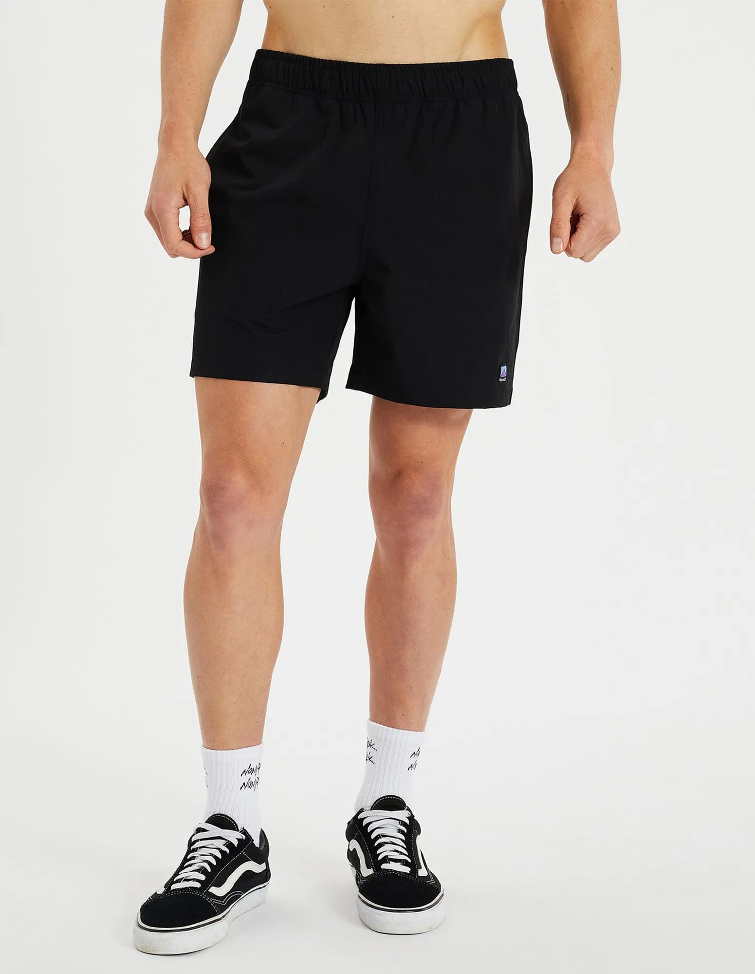 Treaty Walker Short Jet Black