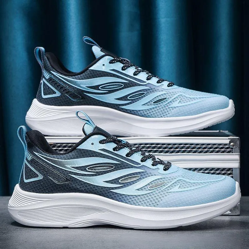 Trendy soft-soled breathable fly-knit casual sneakers