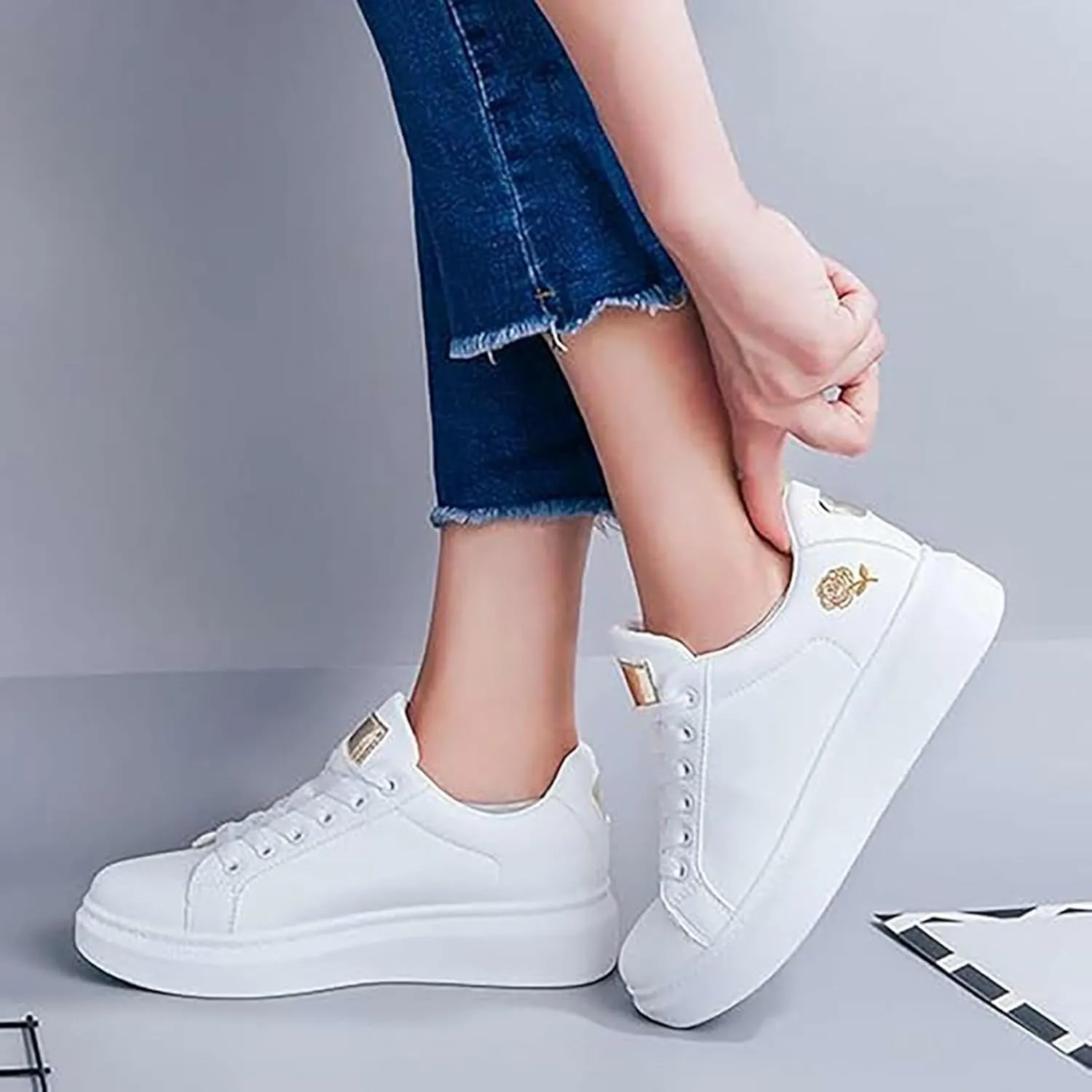 Woman Tennis Shoes White Lace Up Flat Fashion Athletic Shoes Casual Cute Lightweight Running Walking Sport Sneakers